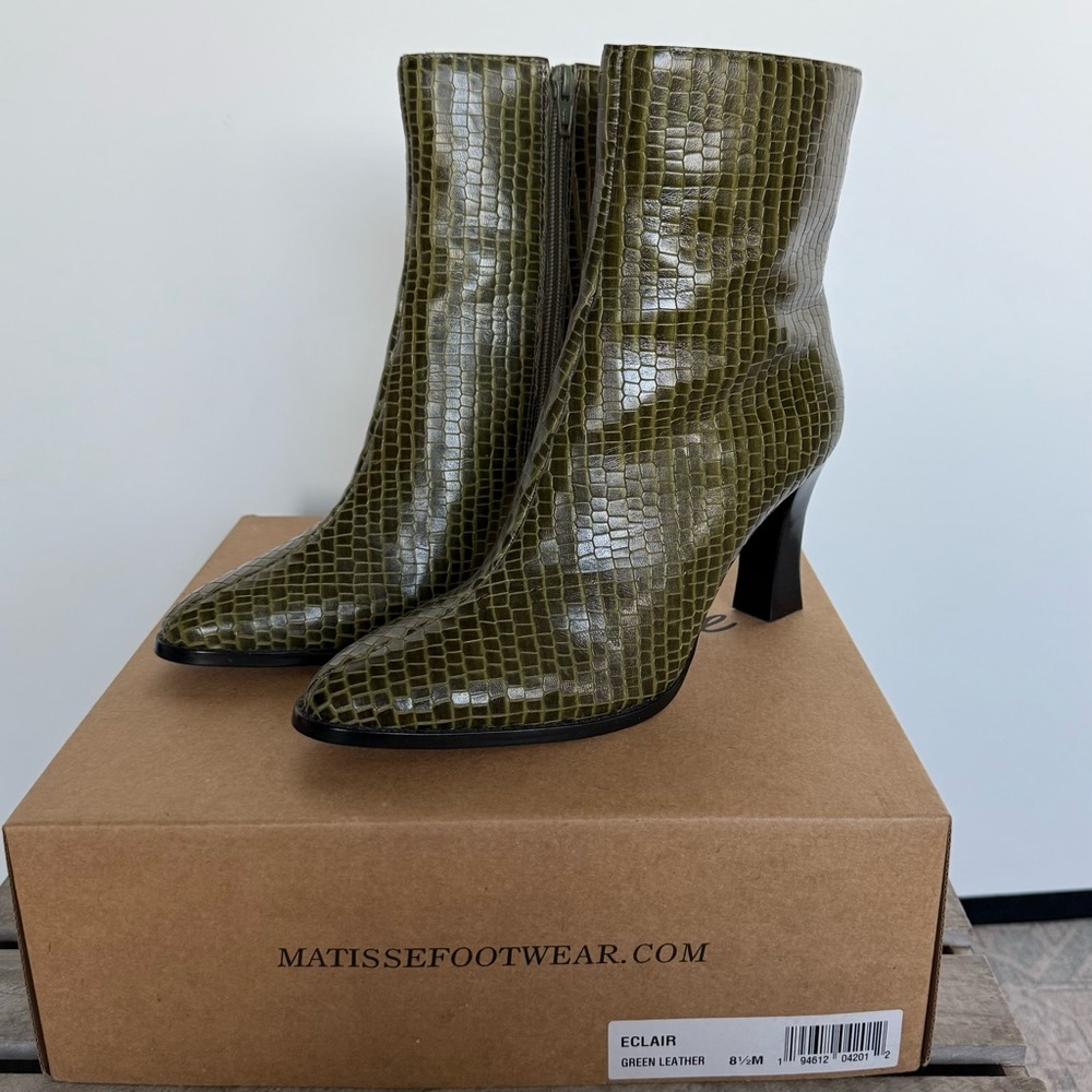 Matisse ECLAIR Green Leather Crocodile-Embossed Heeled Bootie 8.5‎ M - Picture 4 of 15